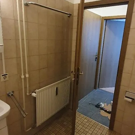 Am Kuhrpark Mit Balkon Und Parkplatz