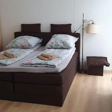 Am Kuhrpark Mit Balkon Und Parkplatz Apartment *